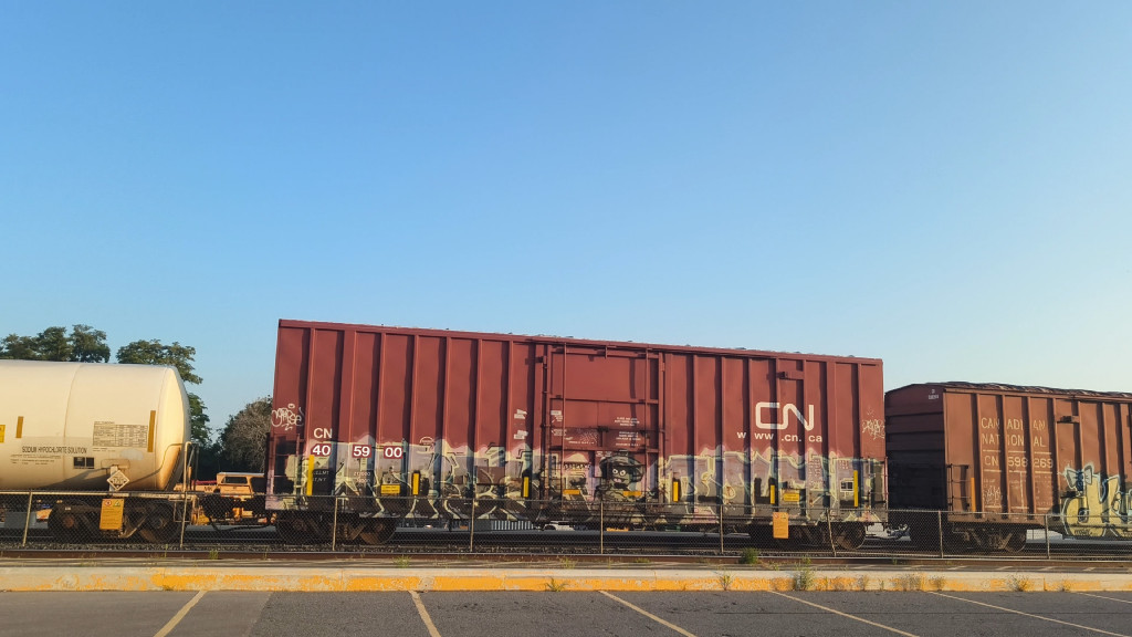 CN 405900